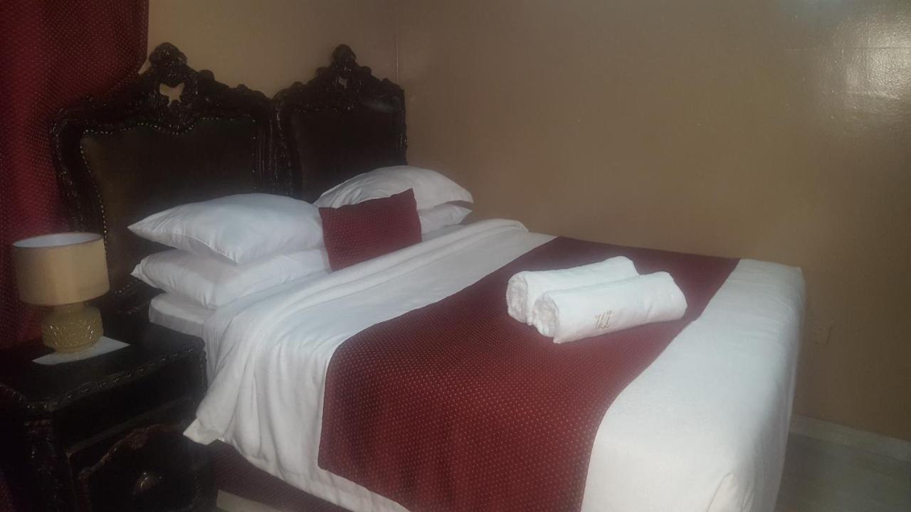 Hôtel Urban Lifestyles à Nyanda Extérieur photo
